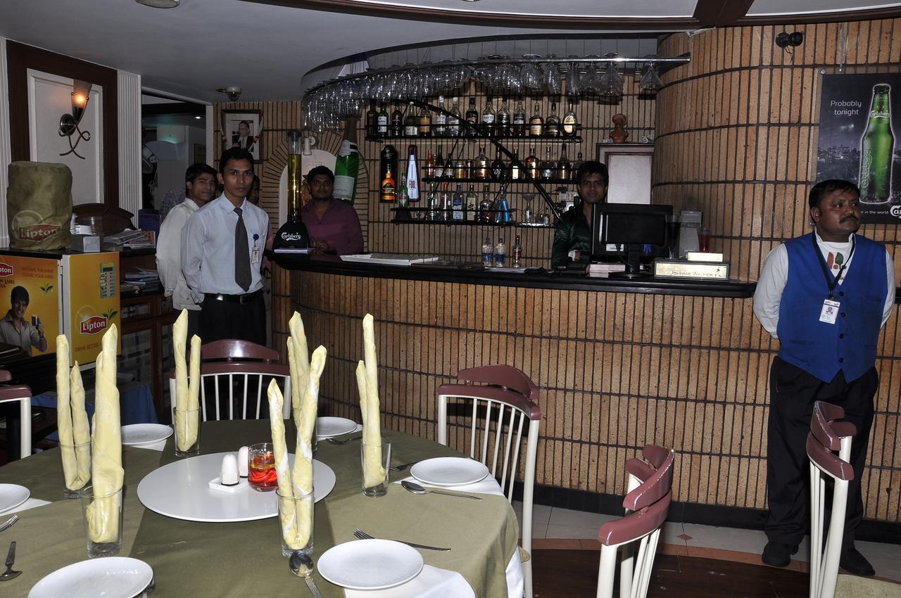 Hotel Sovereign Daman Luaran gambar